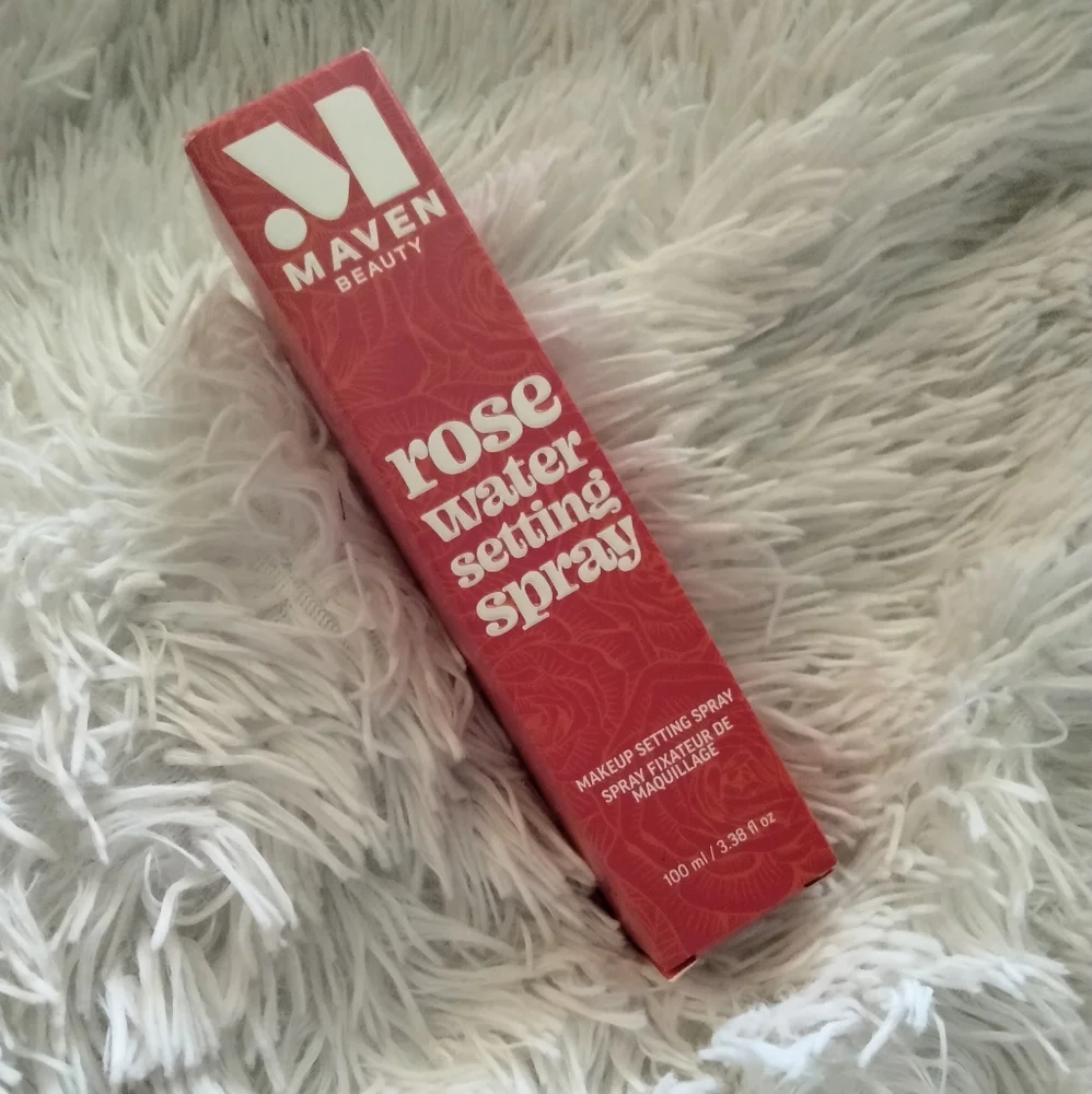 🆕NIB 🆕️Maven Beauty Rose Water Setting Spray🌹🥀🌊